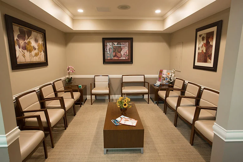 Handsman & Haddad Periodontics, P.C. Picture 10