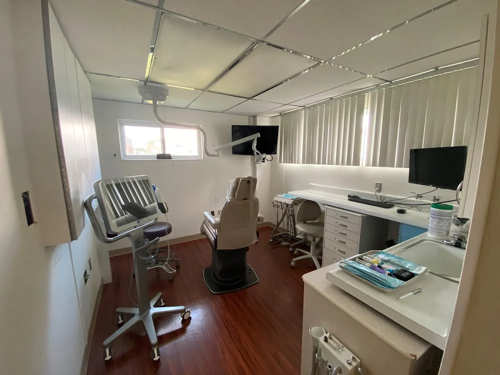 American Dental Associates - Philadelphia Picture 3