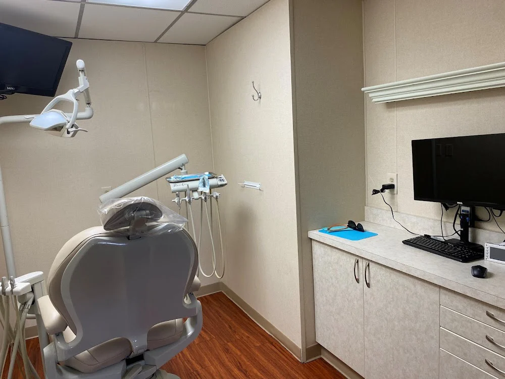 American Dental Associates - Philadelphia Picture 2