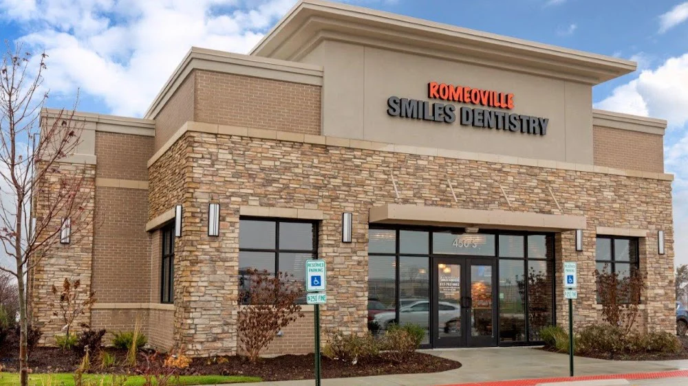 Romeoville Smiles Dentistry Picture 1