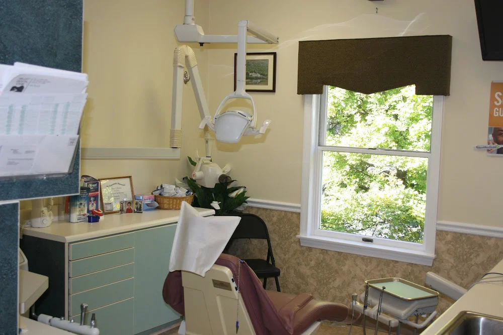 Valley Dental Care Picture 3