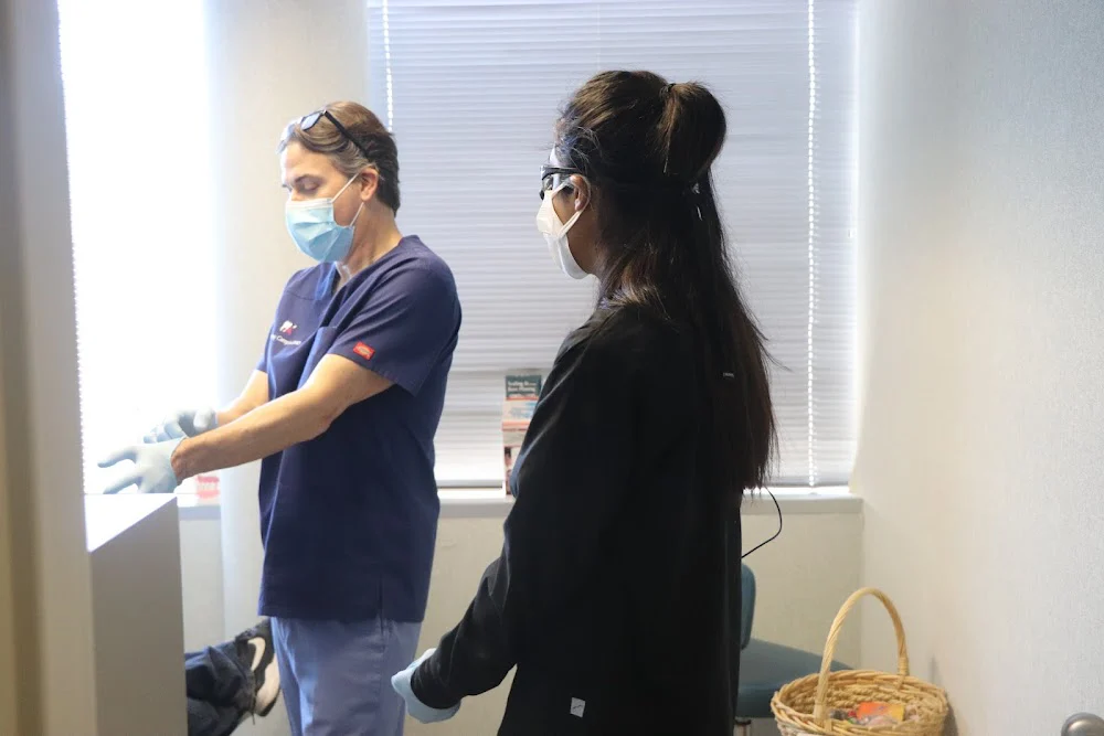 Glow Dental Picture 7