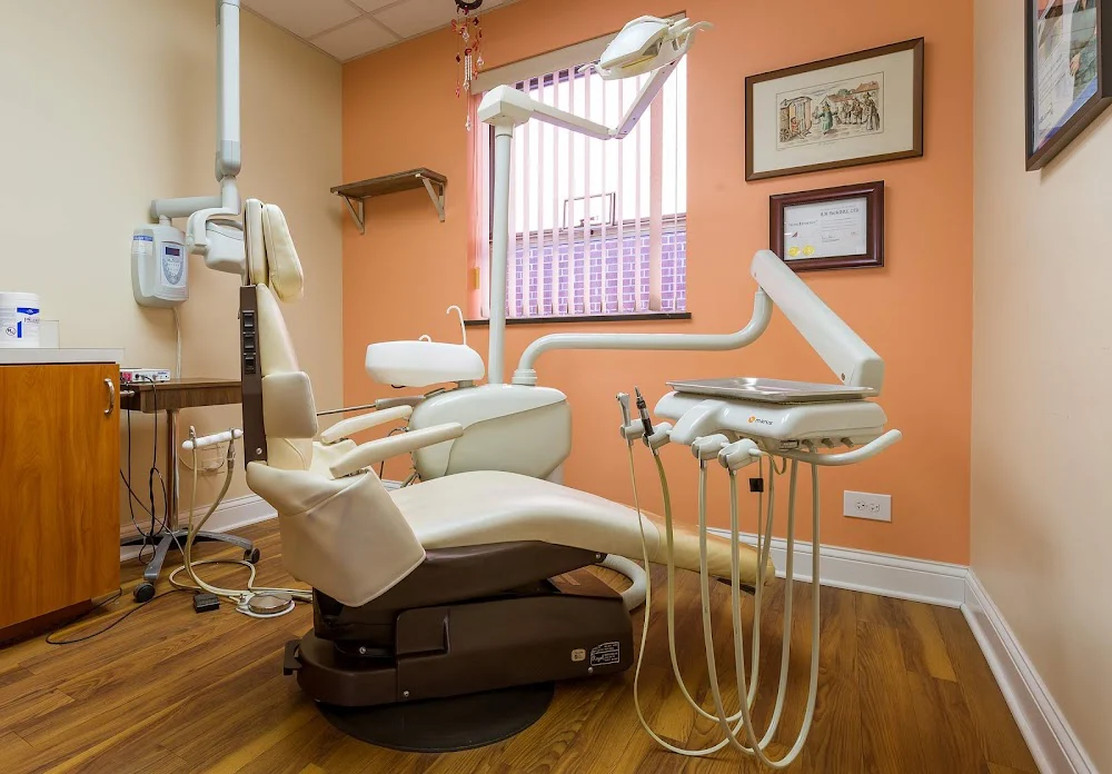 North Suburban Dental of Highland Park Picture 2