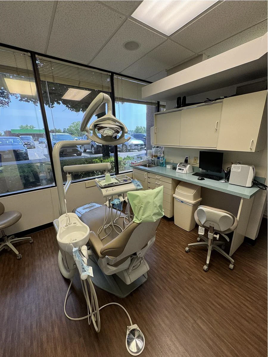 Hassey Do Duy Dental Associates Picture 3