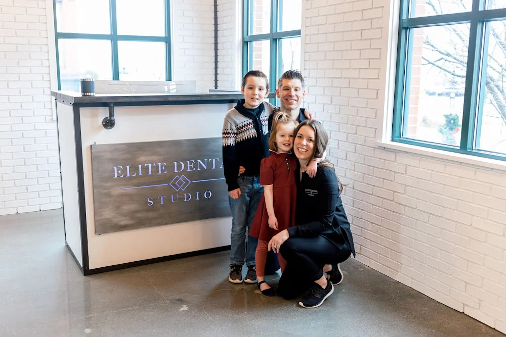 Elite Dental Studio Picture 1