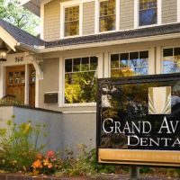 Grand Avenue Dental ico