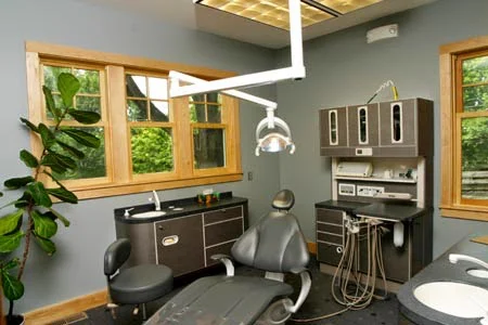 Grand Avenue Dental Picture 4
