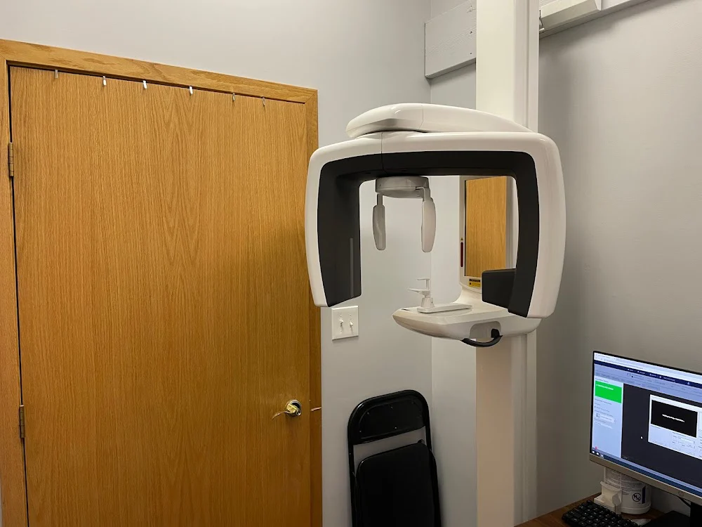Ashton Dental Picture 3
