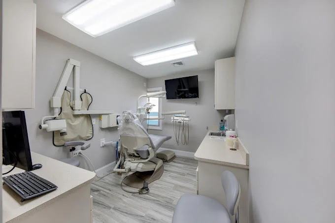 Dental365 - Bethpage Picture 5