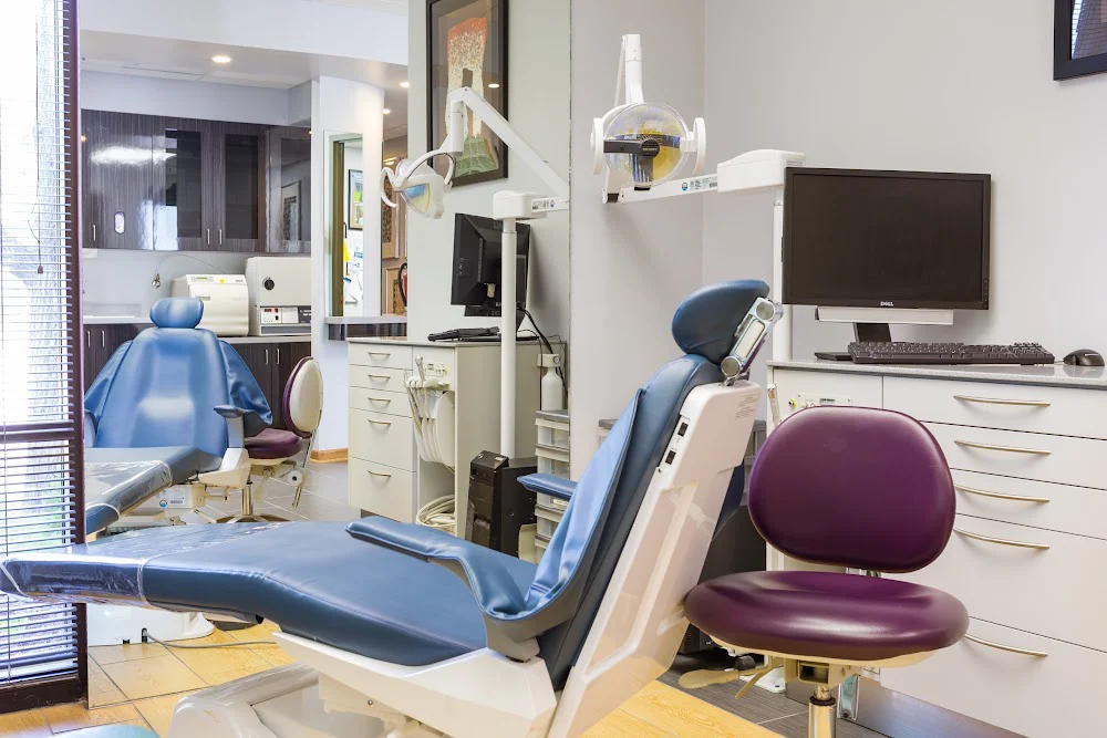 Forever Smiles: Yan Razdolsky, DDS, BSD, Ltd Picture 10