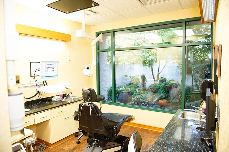 Blum & Tinsley Dental Clinic | Norman Picture 4
