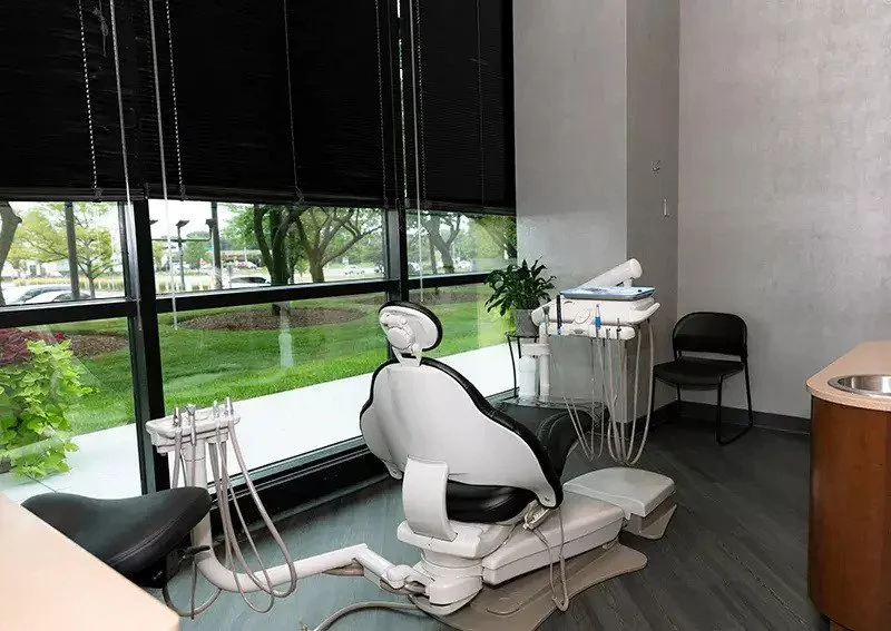 Dr. Joon H. Han, DDS Picture 5