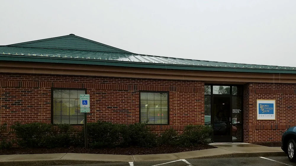 Brown, Reynolds, Snow, LeNoir Dentistry Picture 10
