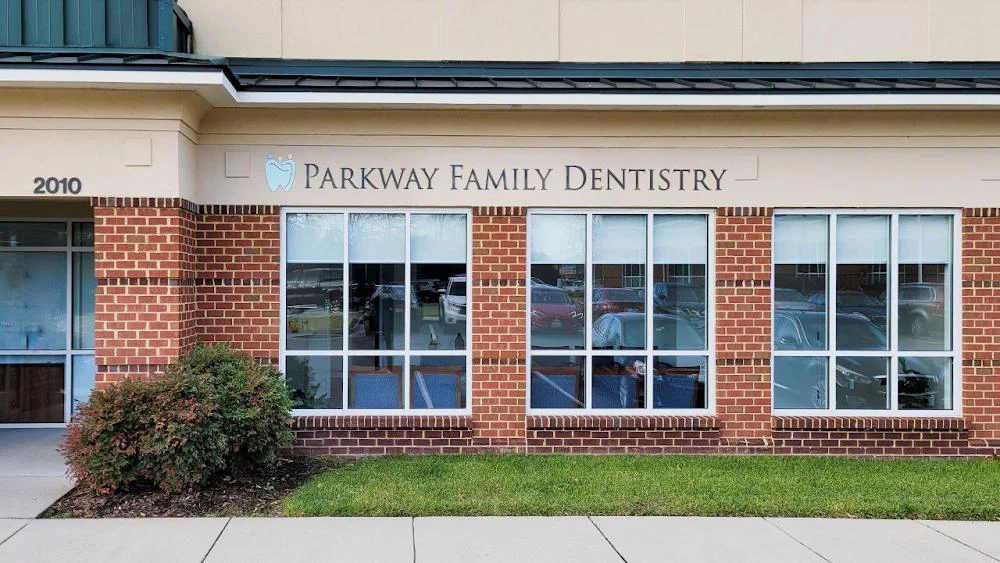 Parkway Family Dentistry (Khushboo Jain,DDS) Picture 3
