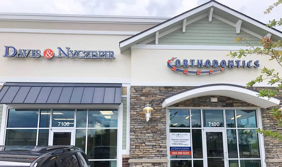 Davis & Nyczepir Orthodontics Picture 4