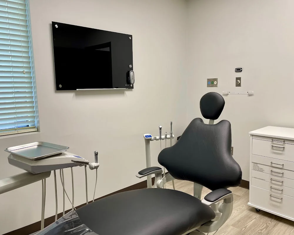 Tulips Periodontics & Dental Implants Picture 1