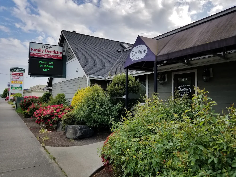 One Dental Tacoma Picture 6