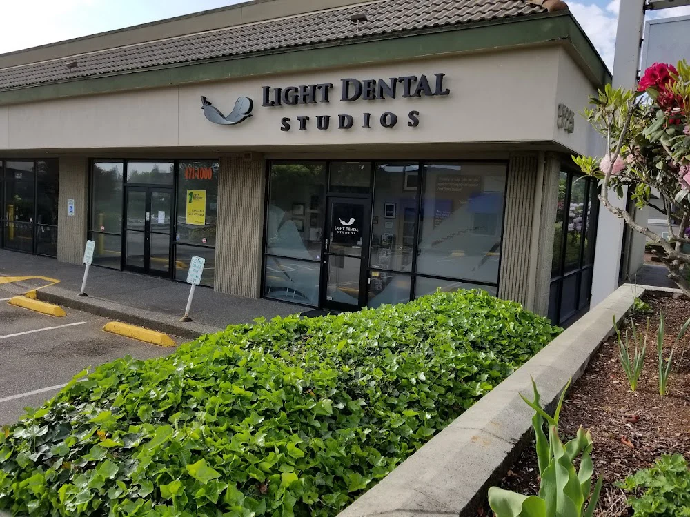Light Dental Studios of Tacoma Mall Boulevard Picture 1