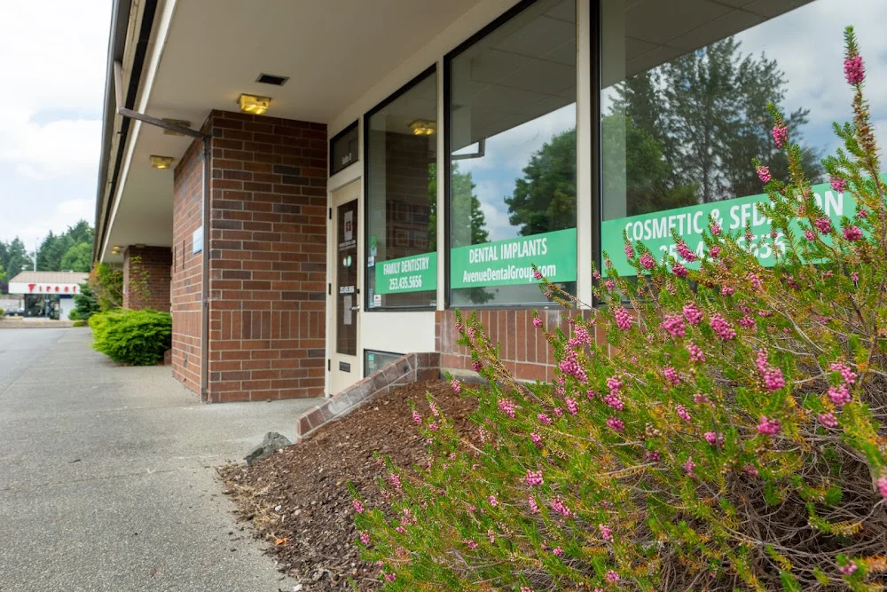Avenue Dental Care Picture 6