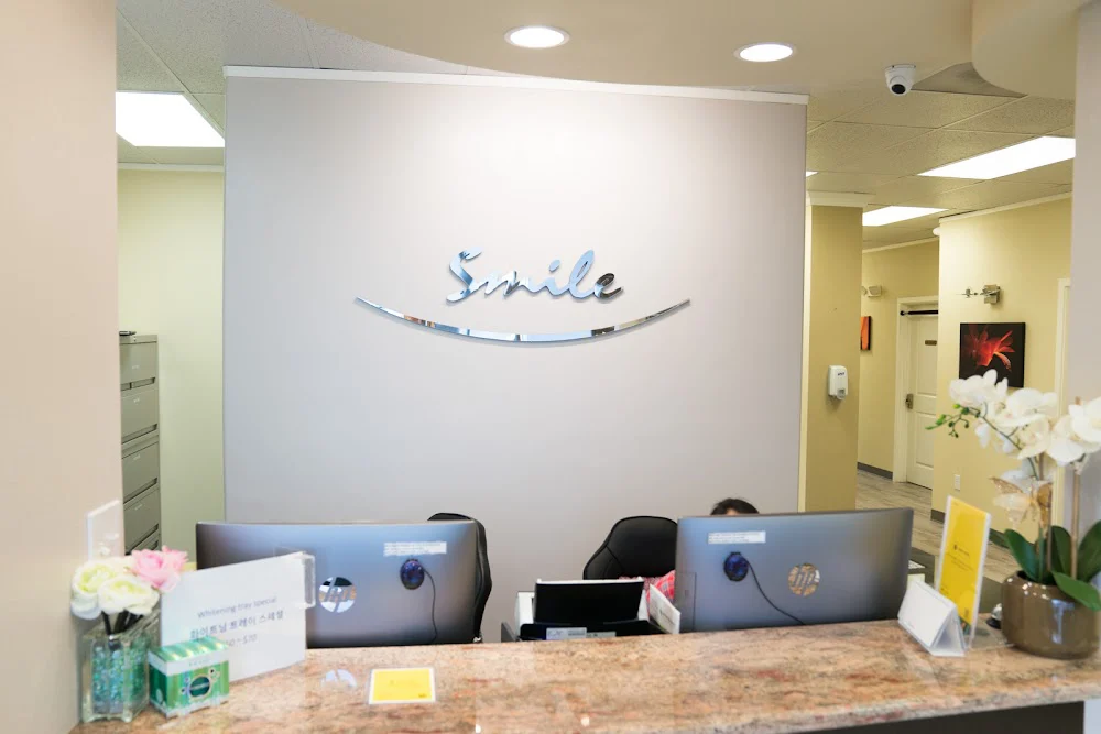 Lakewood Smile Dental Picture 1