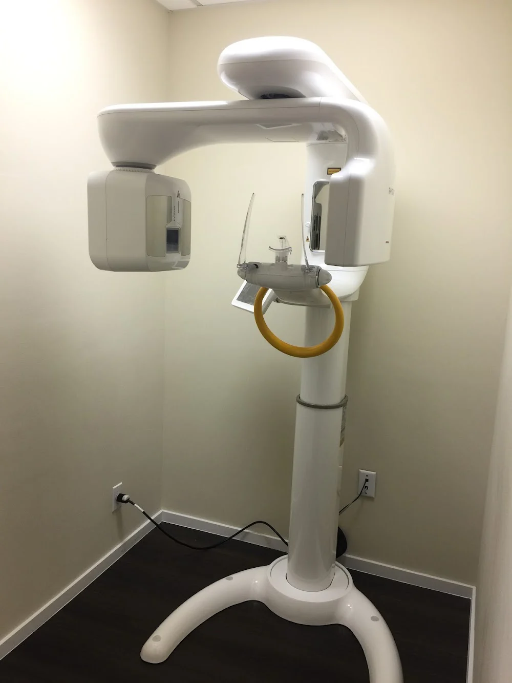 Bergen Dental Care at Dumont Picture 7