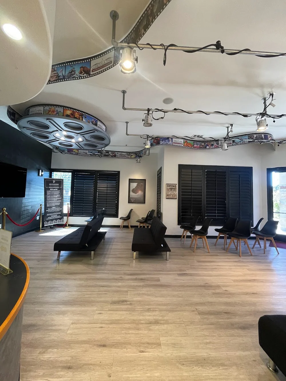 Sons & Daughters Orthodontics Riverside Picture 9