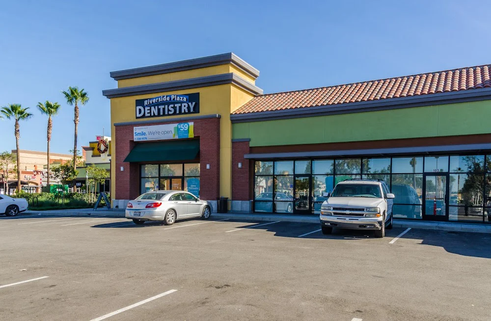 Riverside Plaza Dentistry Picture 3