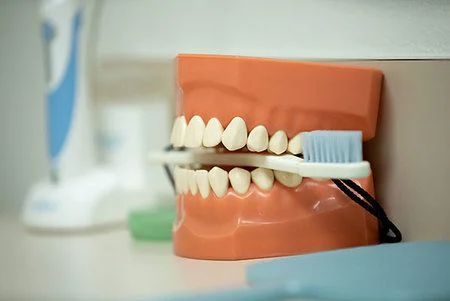 Robert Elloway DDS Picture 5