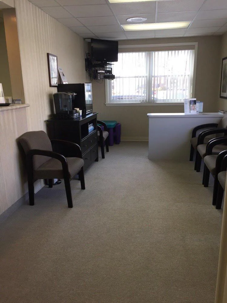 Dumont Dentist: Dr. Herbert Schneider, Dr. Rachel Jacobs, & Dr. Uri Schneider Picture 7