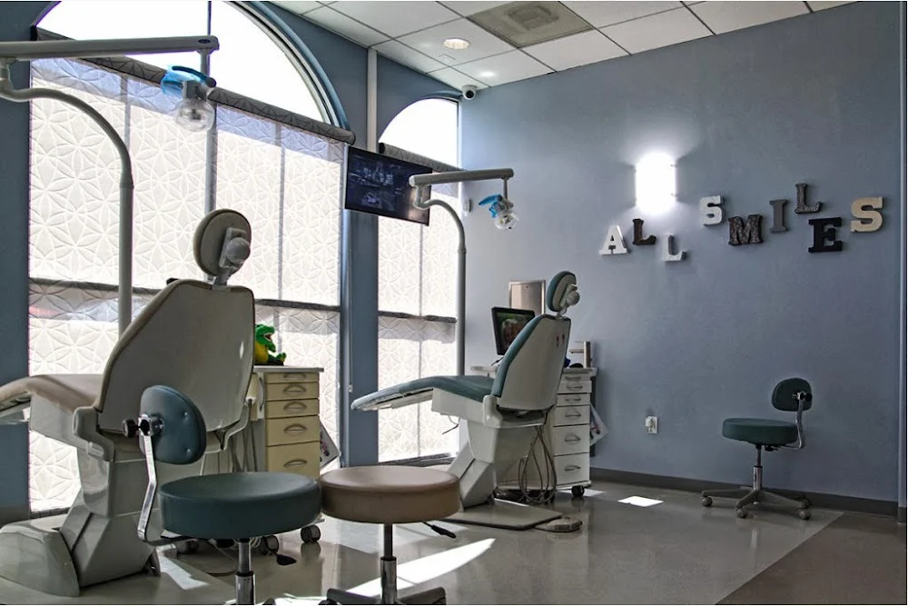 All Smiles Orthodontics & Children's Dentistry Picture 6