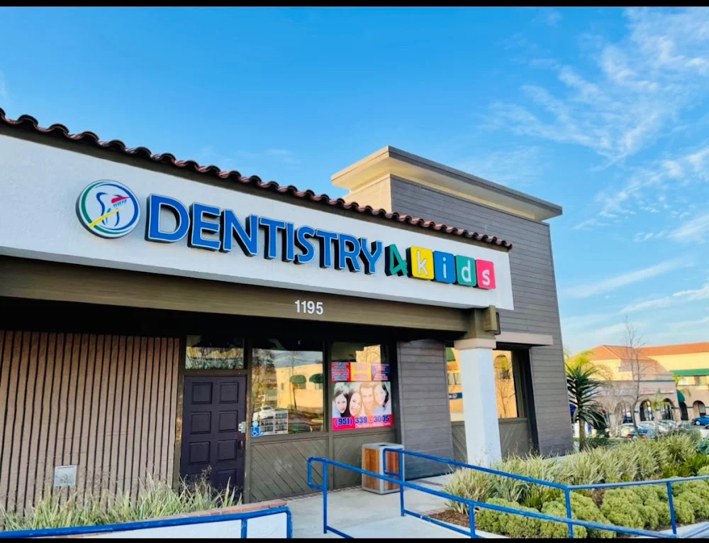 Dentistry 4 Kids Picture 1