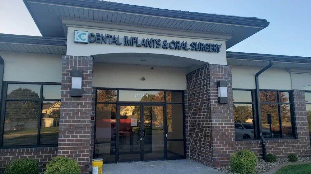 Kansas City Dental Implants & Oral Surgery Picture 8