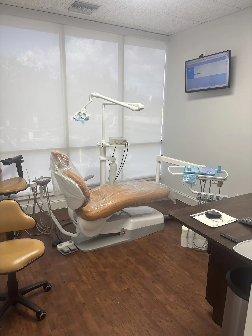Implant and Comprehensive Dentistry of Naples Picture 1