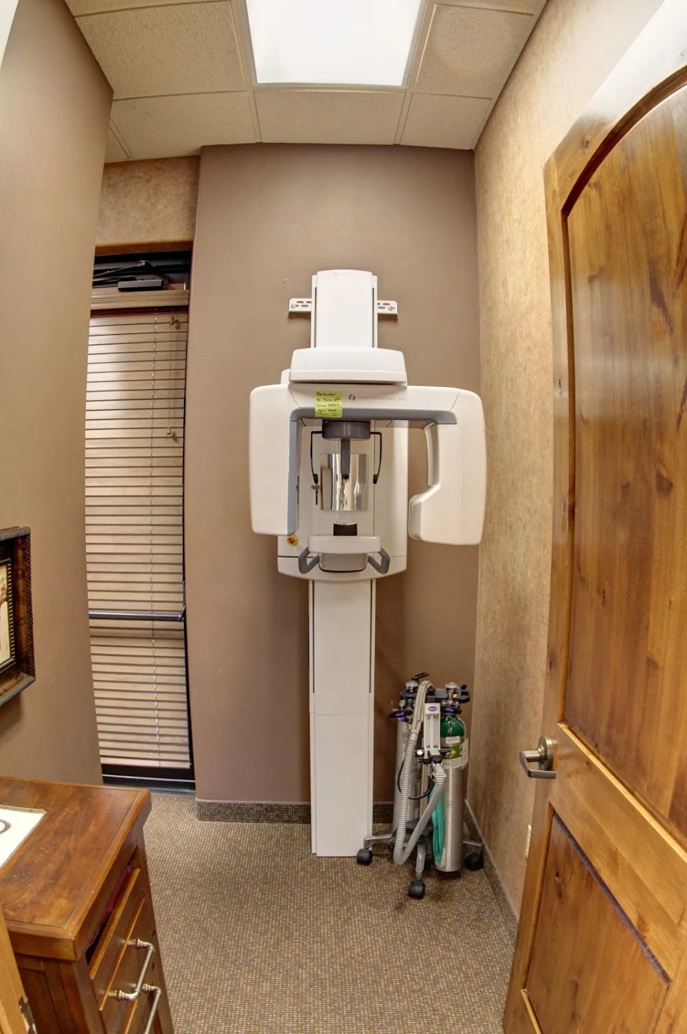Gentle Family Dentist Avondale and Dental Implants Picture 6