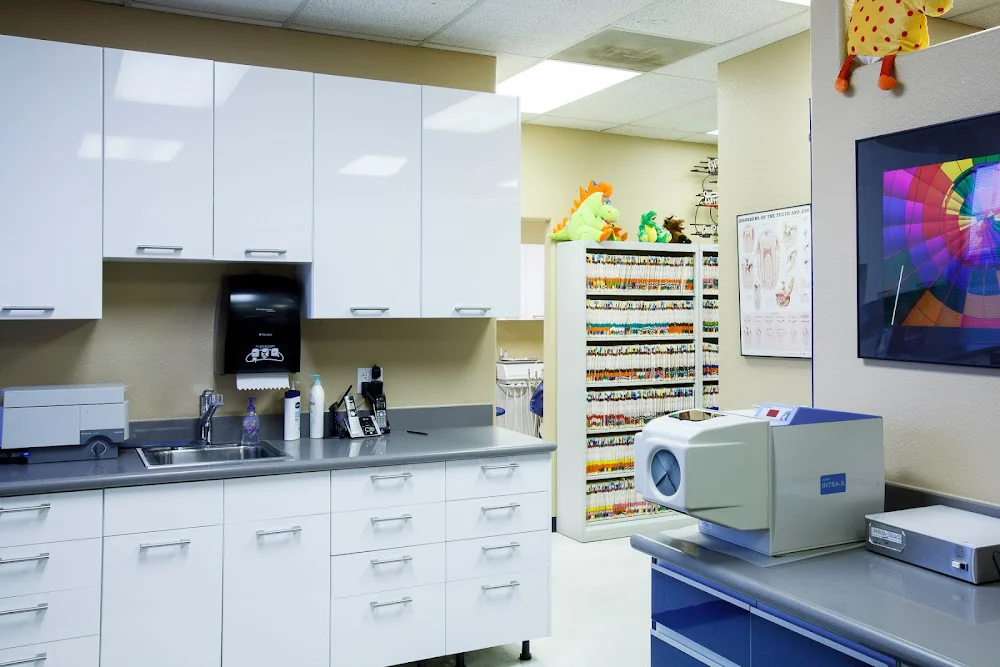 A Plus Dental: Richard Chopra, DDS Picture 2