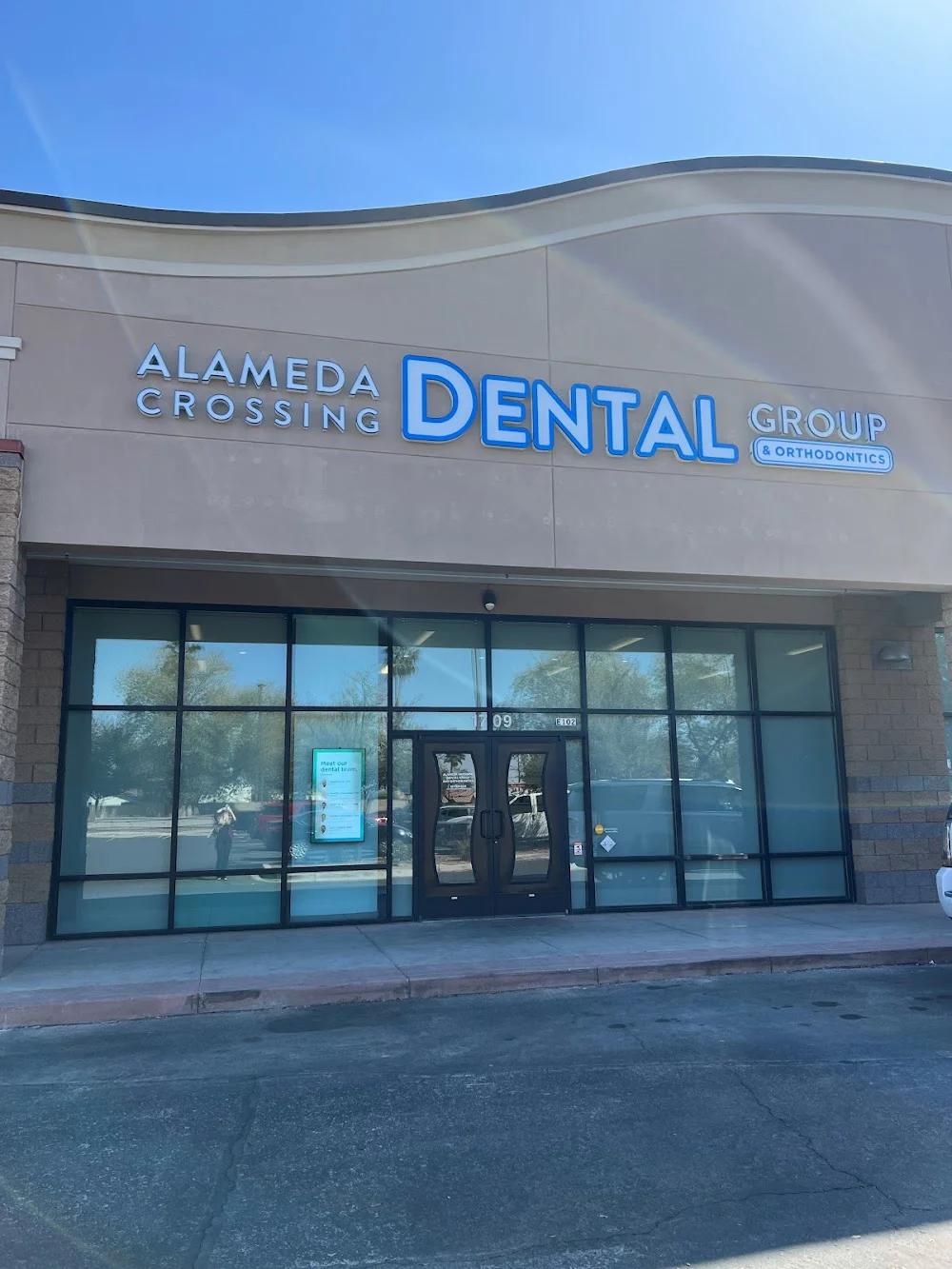 Alameda Crossing Dental Group and Orthodontics Picture 1