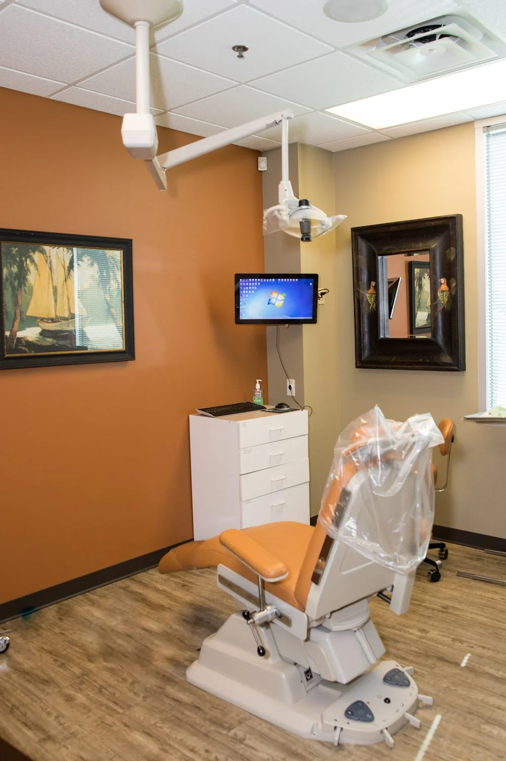 Palm Valley Oral Surgery Picture 2