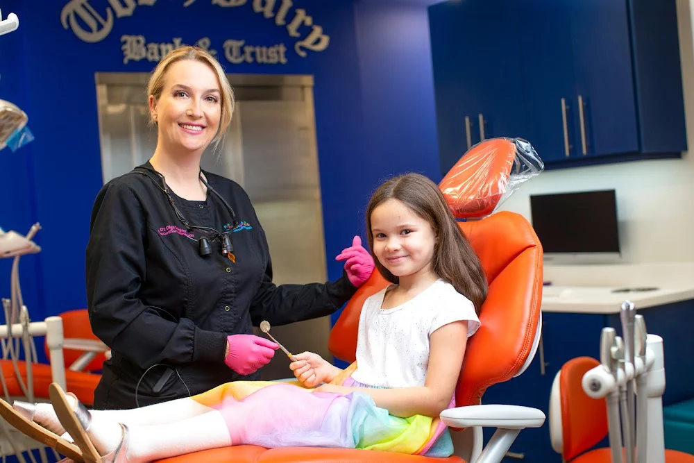 Palm Valley Pediatric Dentistry & Orthodontics - Goodyear Picture 1