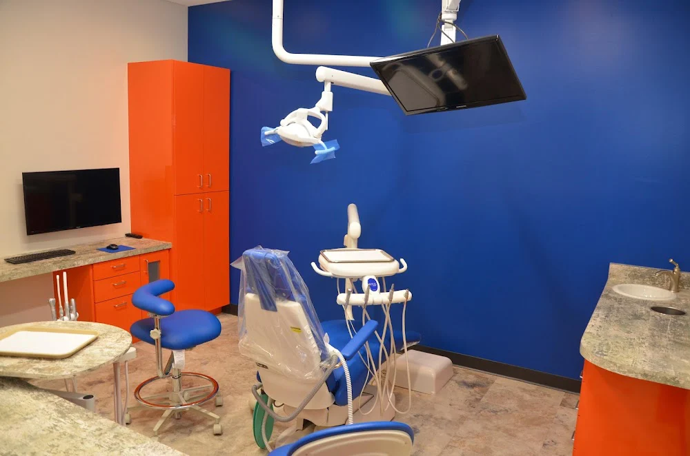 Happy Campers Pediatric Dentistry: Dr Robert D. Matthews Picture 1