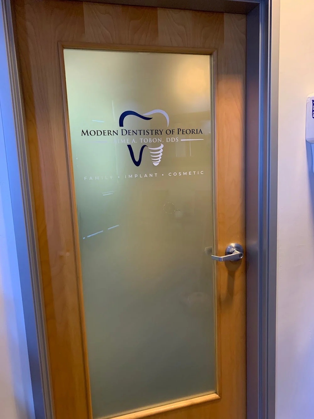 Modern Dentistry Of Peoria Picture 3