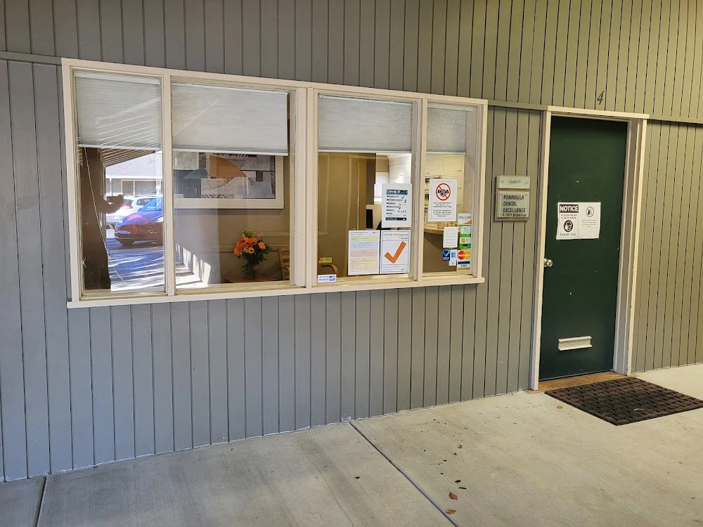 Peninsula Dental Excellence Picture 1
