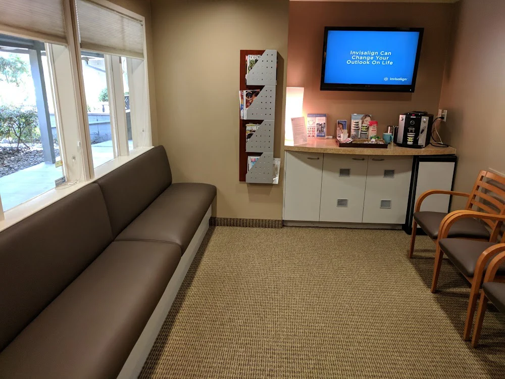 Peninsula Dental Excellence Picture 10