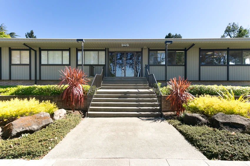 Jennifer Silvers, DDS | Family, Cosmetic & Implant Dentistry in Mountain View Picture 5
