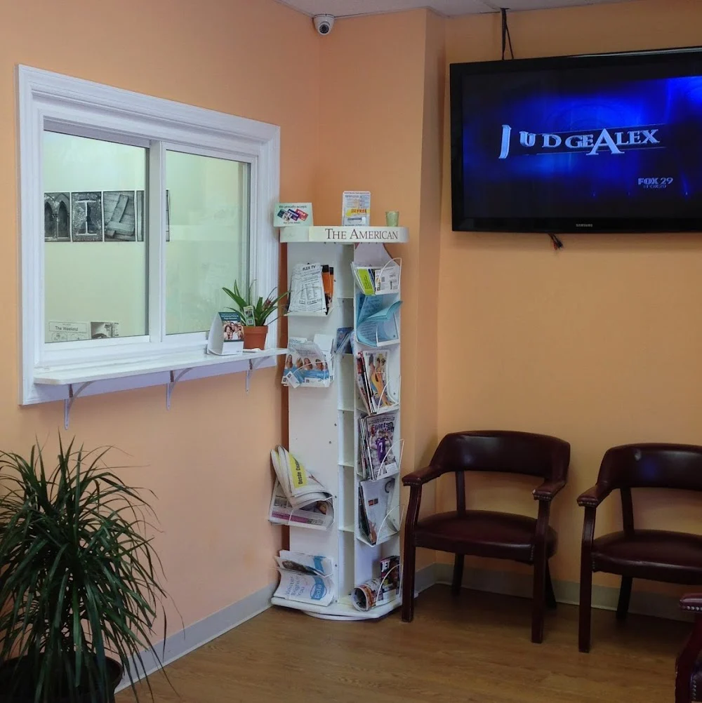 Dentist at 19133 Picture 1