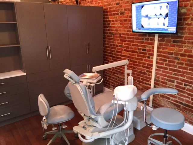 Corner Dentistry Picture 1