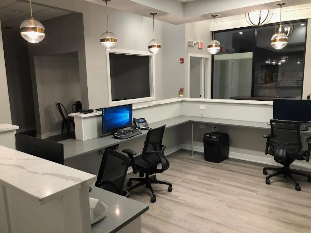 Poldek Family Dental of South Barrington Picture 1