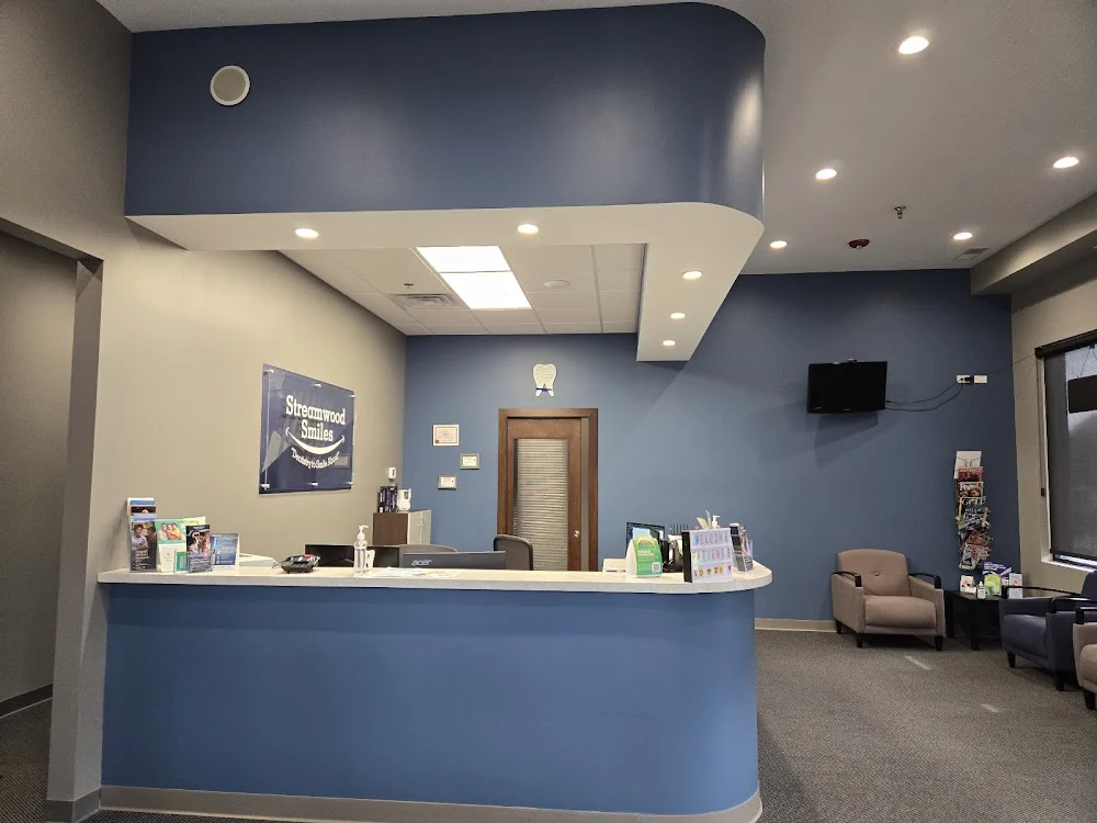 Streamwood Smiles Dental Care Picture 1