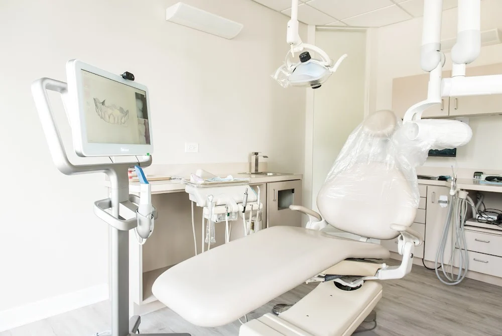 Gladiola Dental Care Picture 3