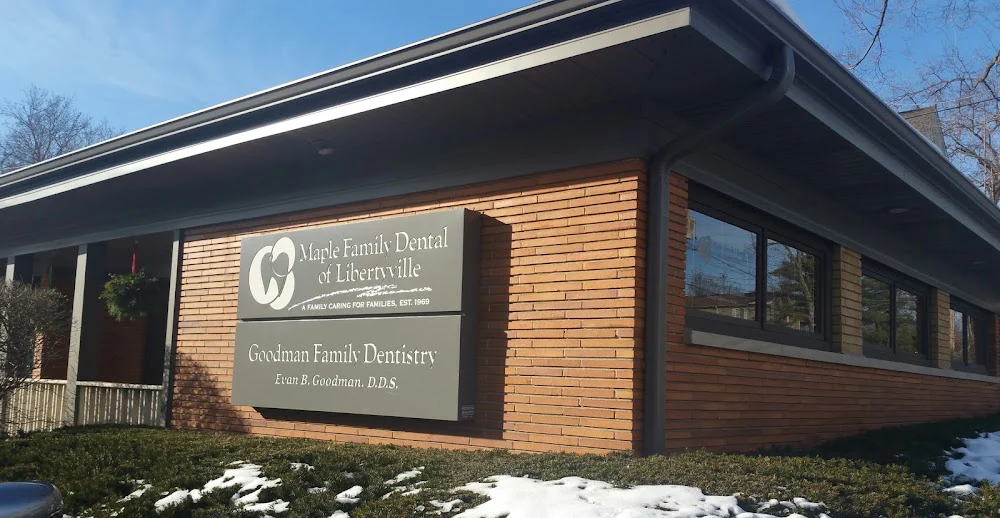 Maple Family Dental of Libertyville Picture 3