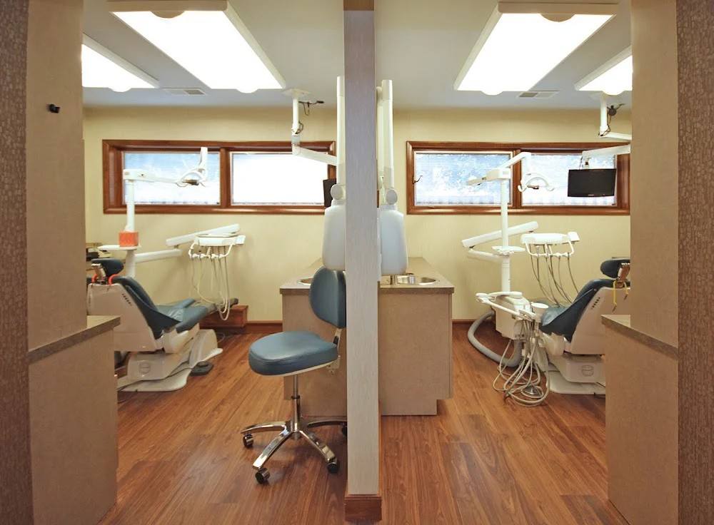 Maple Family Dental of Libertyville Picture 6